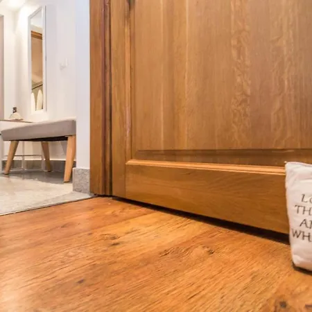 Lucia Villa Veliki Vareški