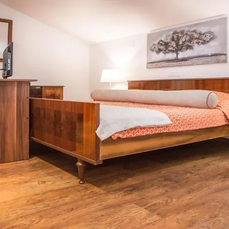 Villa Lucia *