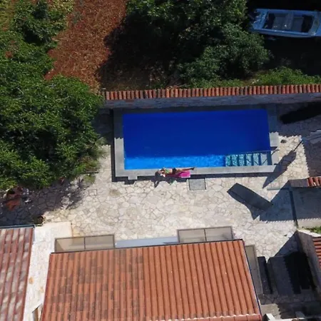 Lucia Villa Veliki Vareški