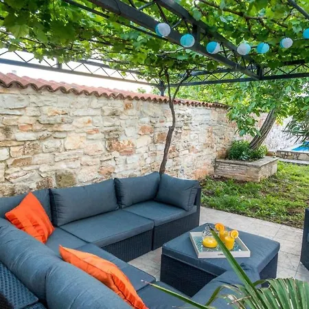 Lucia Veliki Vareški