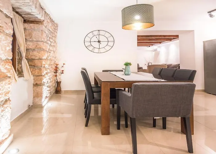 Lucia Veliki Vareški