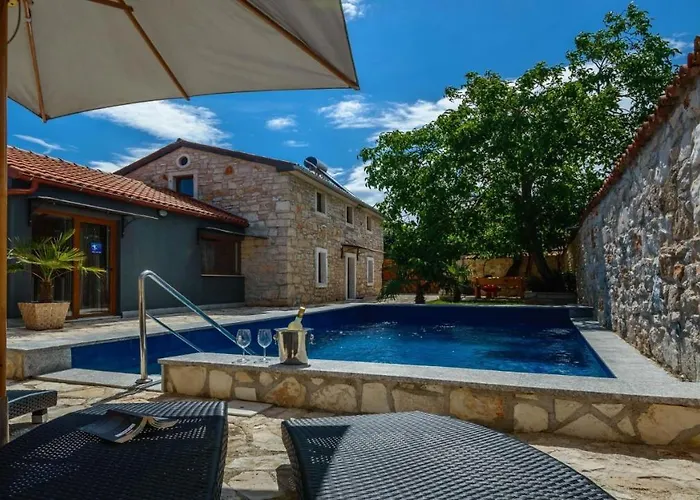 Lucia Veliki Vareški