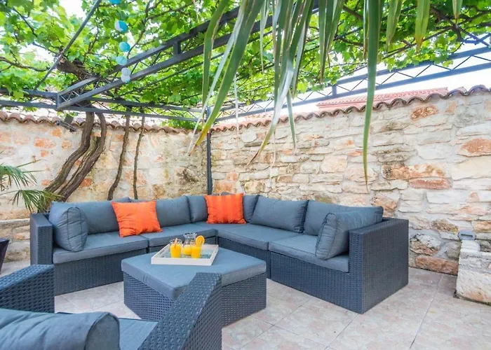 Villa Lucia *